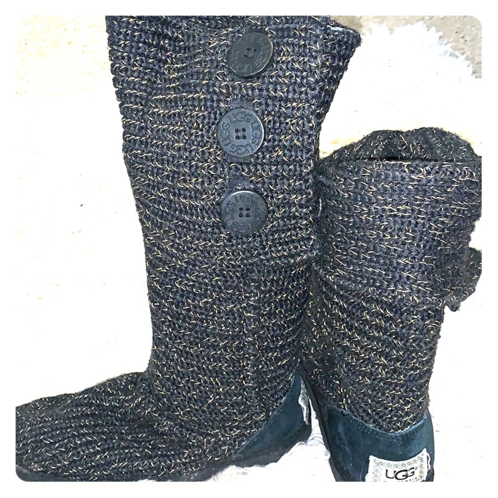 UGG women’s classic cardy boot
